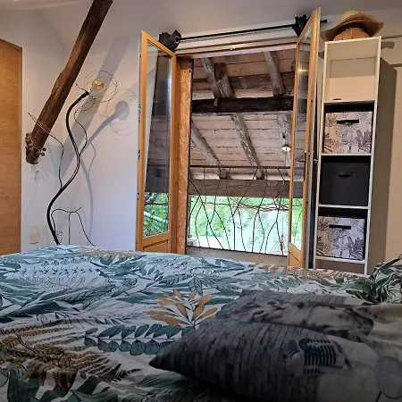 Holiday home Maison Au Calme *